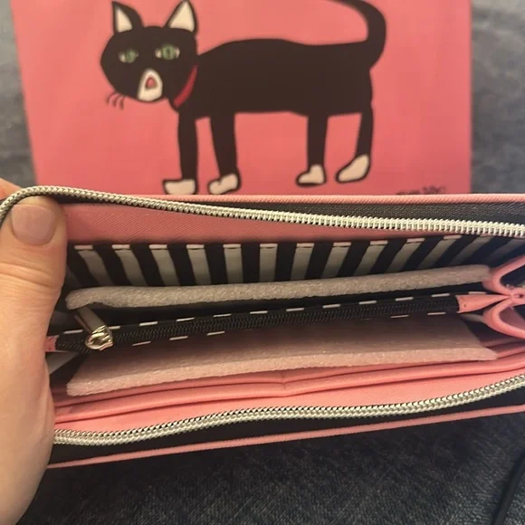 New in box Marc Tetro Metro cat pink and black wallet - Picture 10 of 10